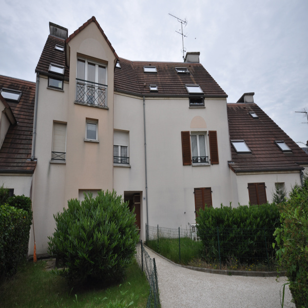 Offres de location Appartement Clayes-sous-Bois 78340