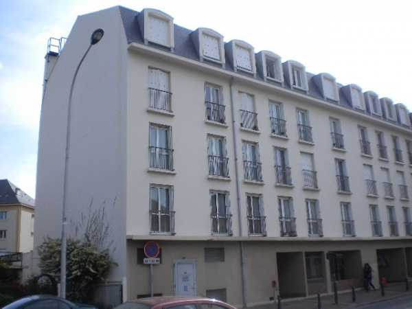 Offres de location Appartement Saint-Cyr-l'École 78210
